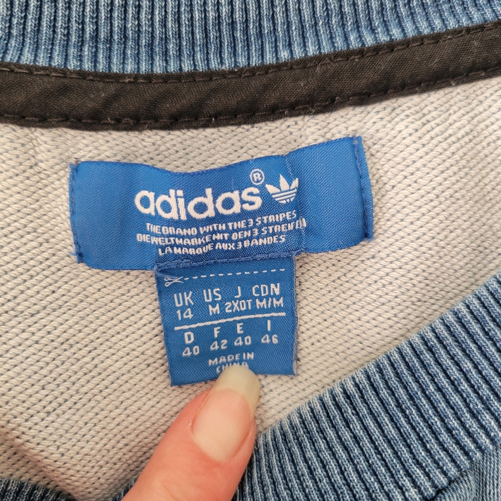 Rare Adidas Sweetshirt Size M - Picture 3 of 3